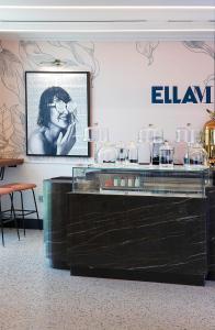 Th8 Palm Dubai Beach Resort Vignette Collection,Jumeirah>>Dubai,5 star