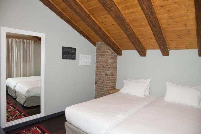 dims hotel and restaurant