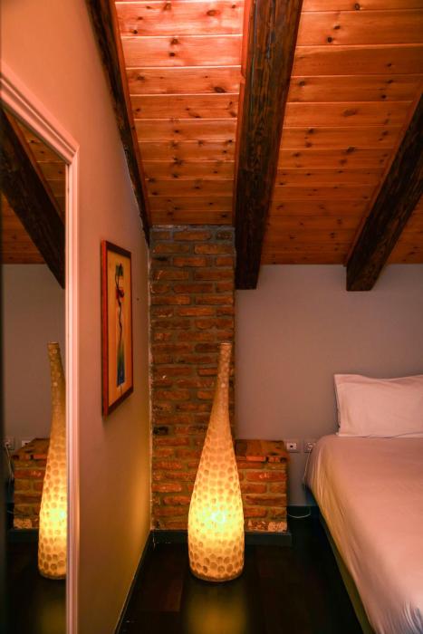 dims hotel and restaurant