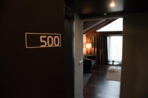 dims hotel and restaurant