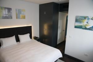 dims hotel and restaurant