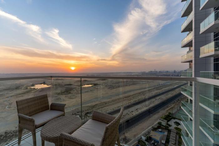 radisson dubai damac hills