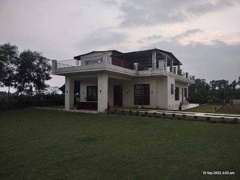 aa hotels and resorts chandigarh panchkula