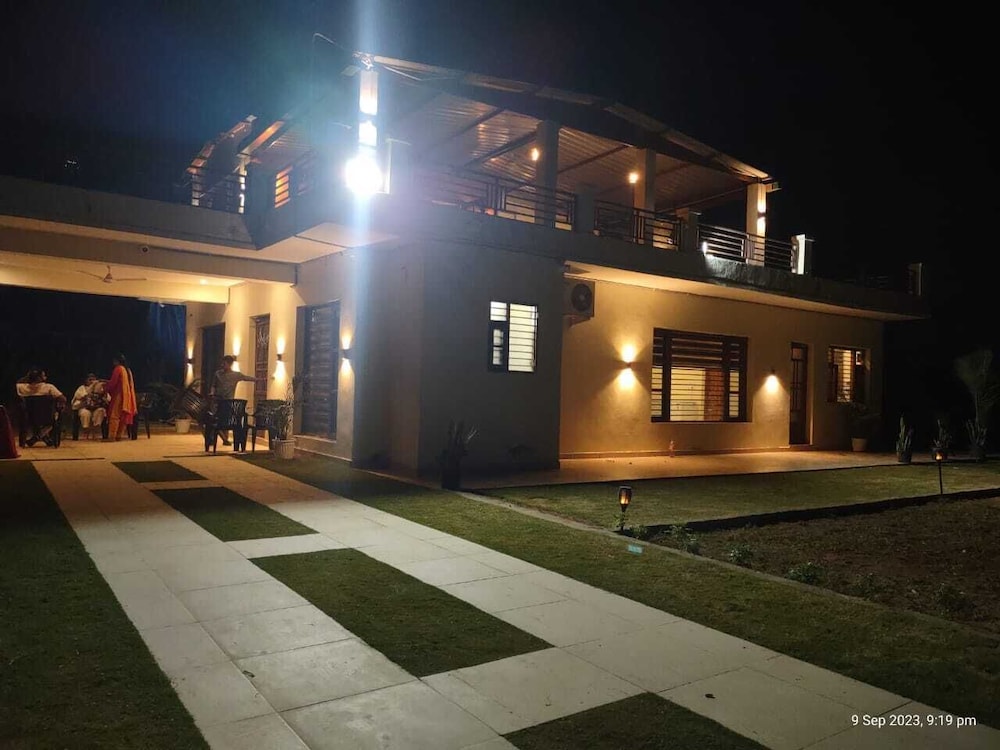 aa hotels and resorts chandigarh panchkula