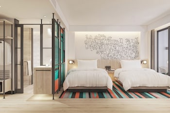 aloft bali kuta at beachwalk