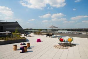 Moxy Cologne Bonn Airport,Porz>>Cologne,3 star