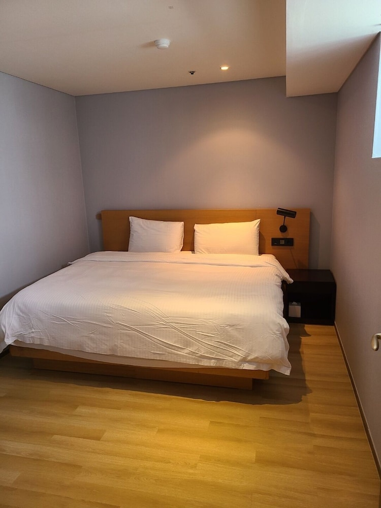 haeundae seacloud hotel residence