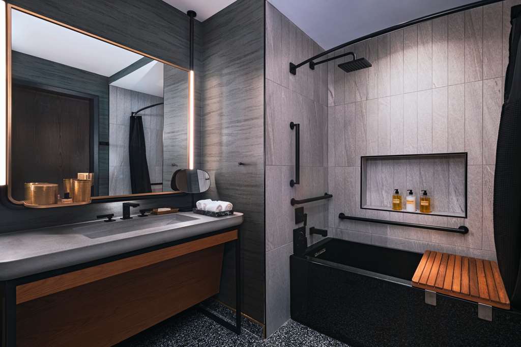 thompson austin part of hyatt