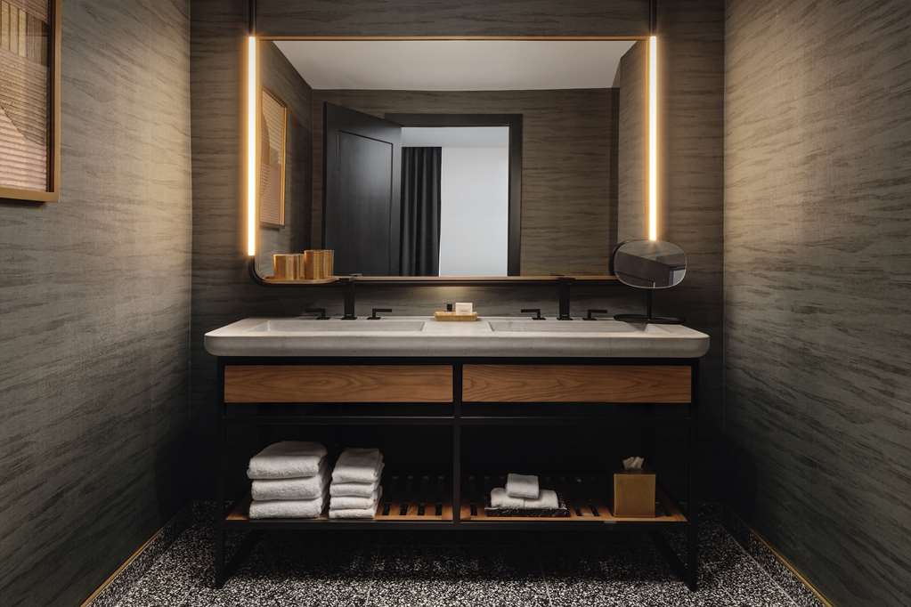 thompson austin part of hyatt