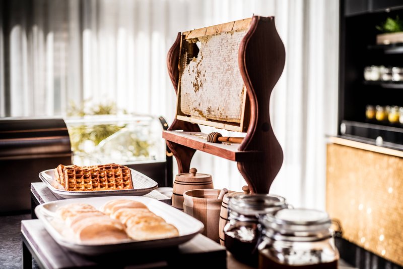 courtyard by marriott baku