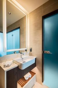 courtyard by marriott baku