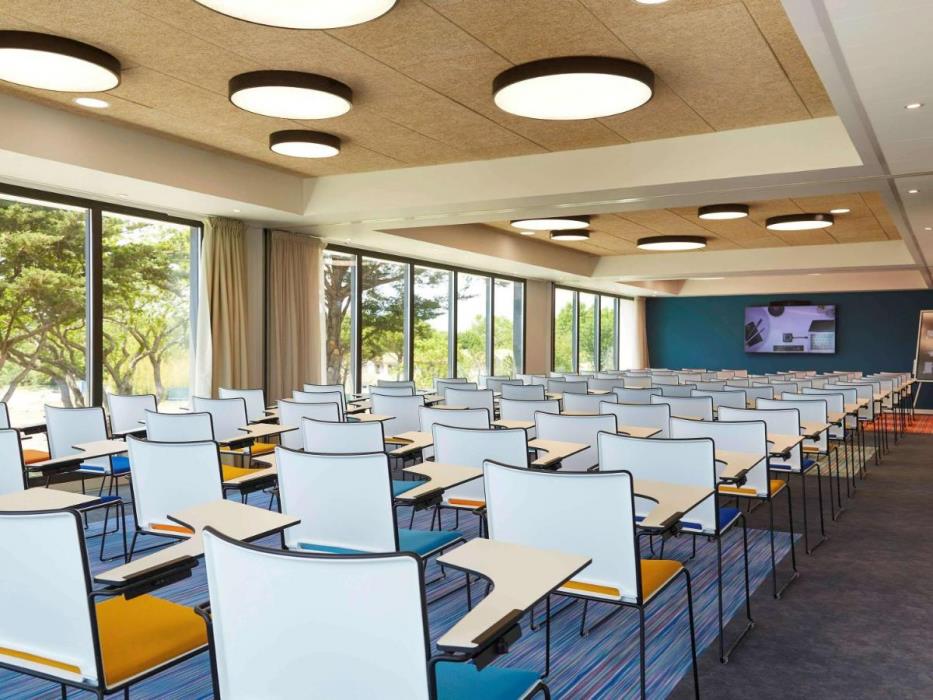 ibis styles montpellier aeroport parc des expos