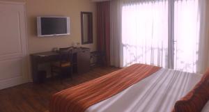 xelena hotel and suites