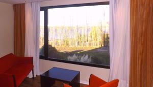 xelena hotel and suites