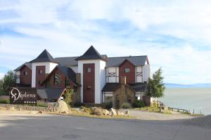 xelena hotel and suites