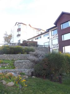 xelena hotel and suites