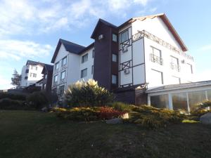 xelena hotel and suites