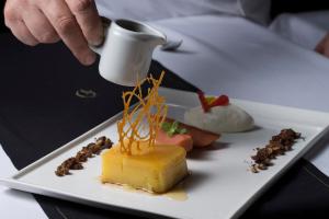 xelena hotel and suites