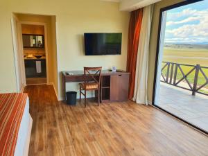 Xelena Hotel & Suites,Lago Argentino>>El Calafate,5 star
