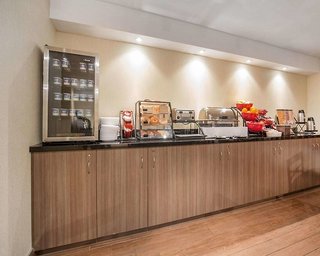 econo lodge taber