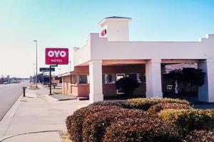 Oyo Hotel Elk City Ok Route 66,Elk City>>Beckham County,2 star