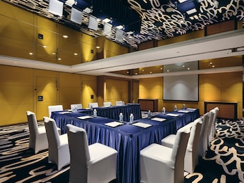 grand parcvue hotel residence chengdu