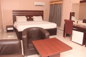 villa park hotels