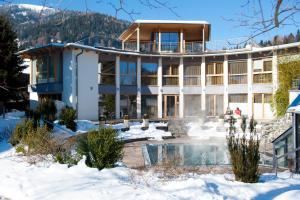 Hotel Eschenhof,Near Brunnach National Park Cable Car,4 star