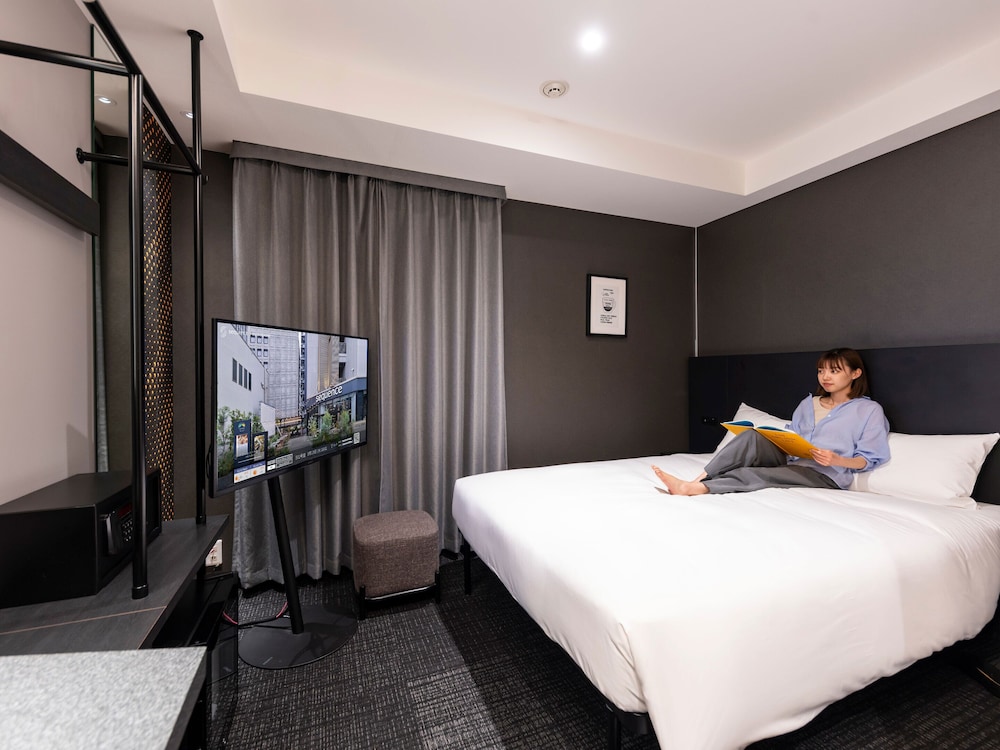 sequence suidobashi tokyo