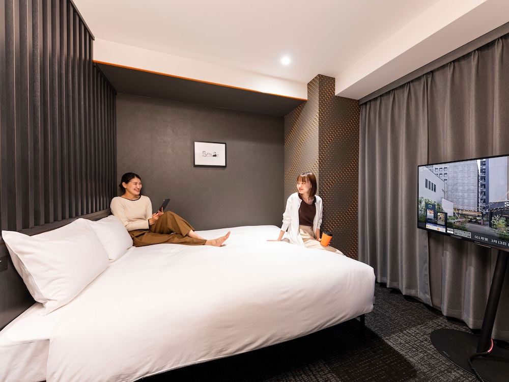 sequence suidobashi tokyo