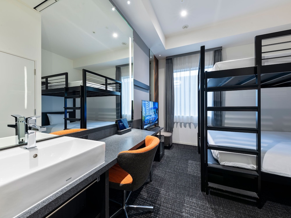 sequence suidobashi tokyo