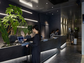 sequence suidobashi tokyo