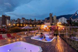 viajero hostel medellin