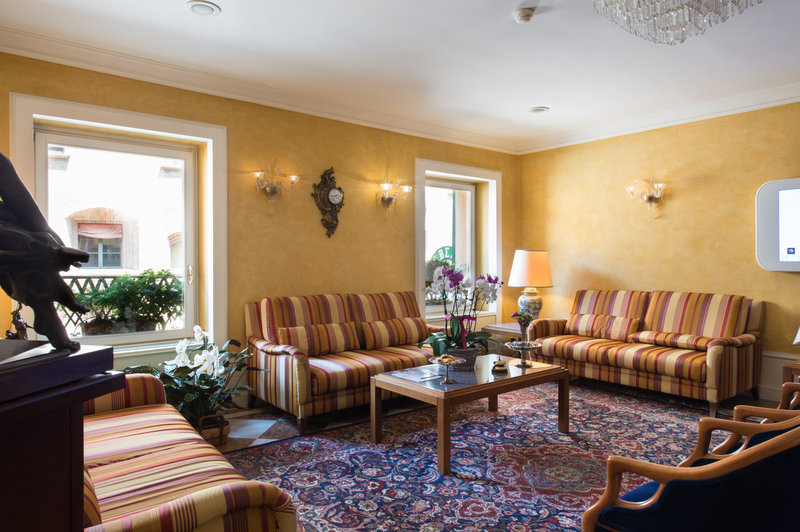 art hotel orologio