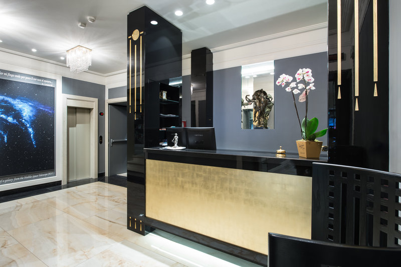 art hotel orologio