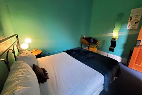 Gaslamp Hostel,California>>San Diego,2 star