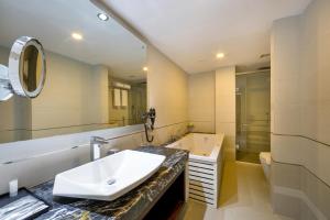 grand palace hotel and resorts sylhet