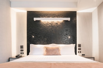 aspira gems center silom