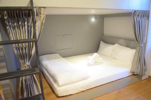 Capzule Bed Phuket,Ratsada>>Phuket,2 star