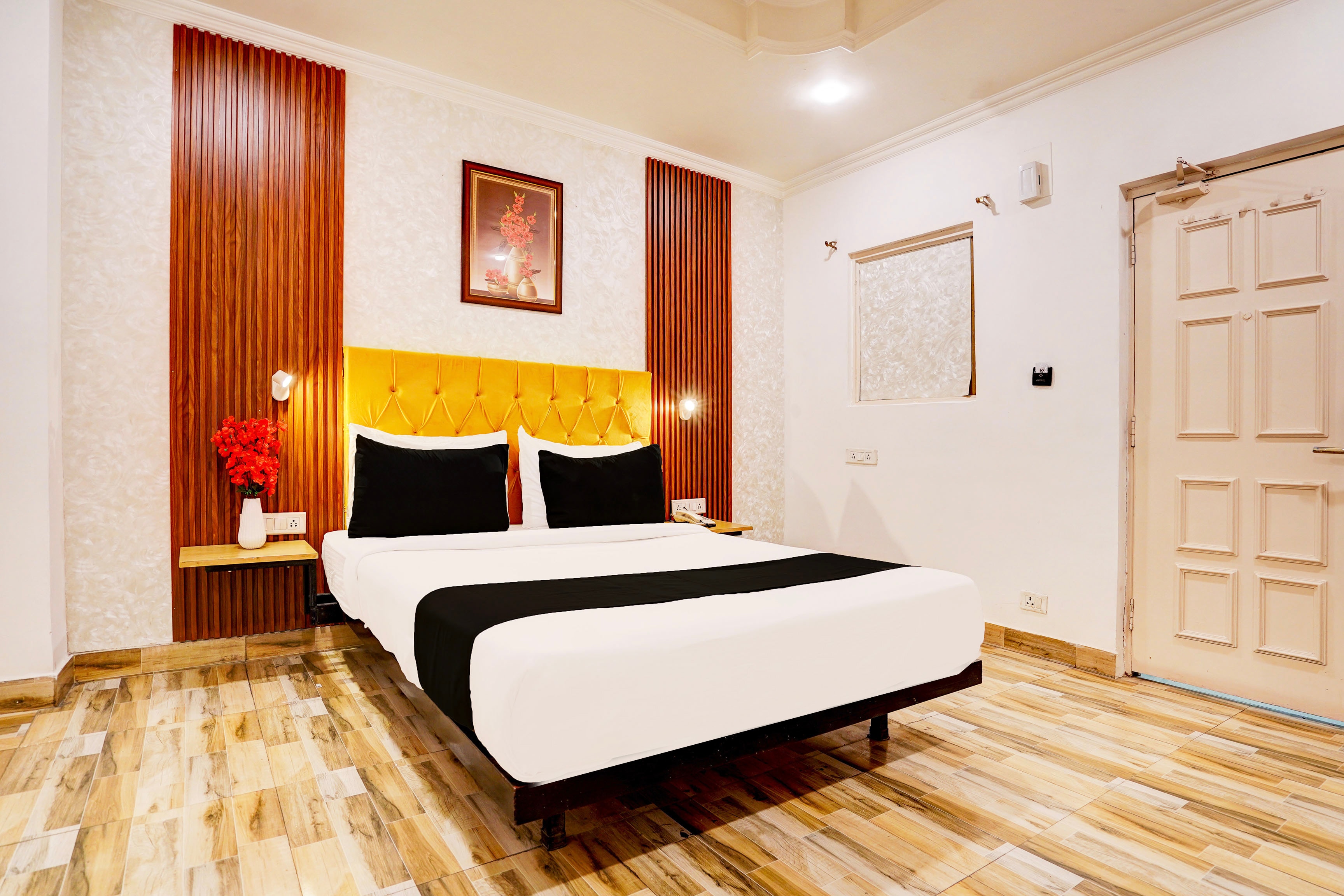 townhouse jageer palace near mayapuri chowk