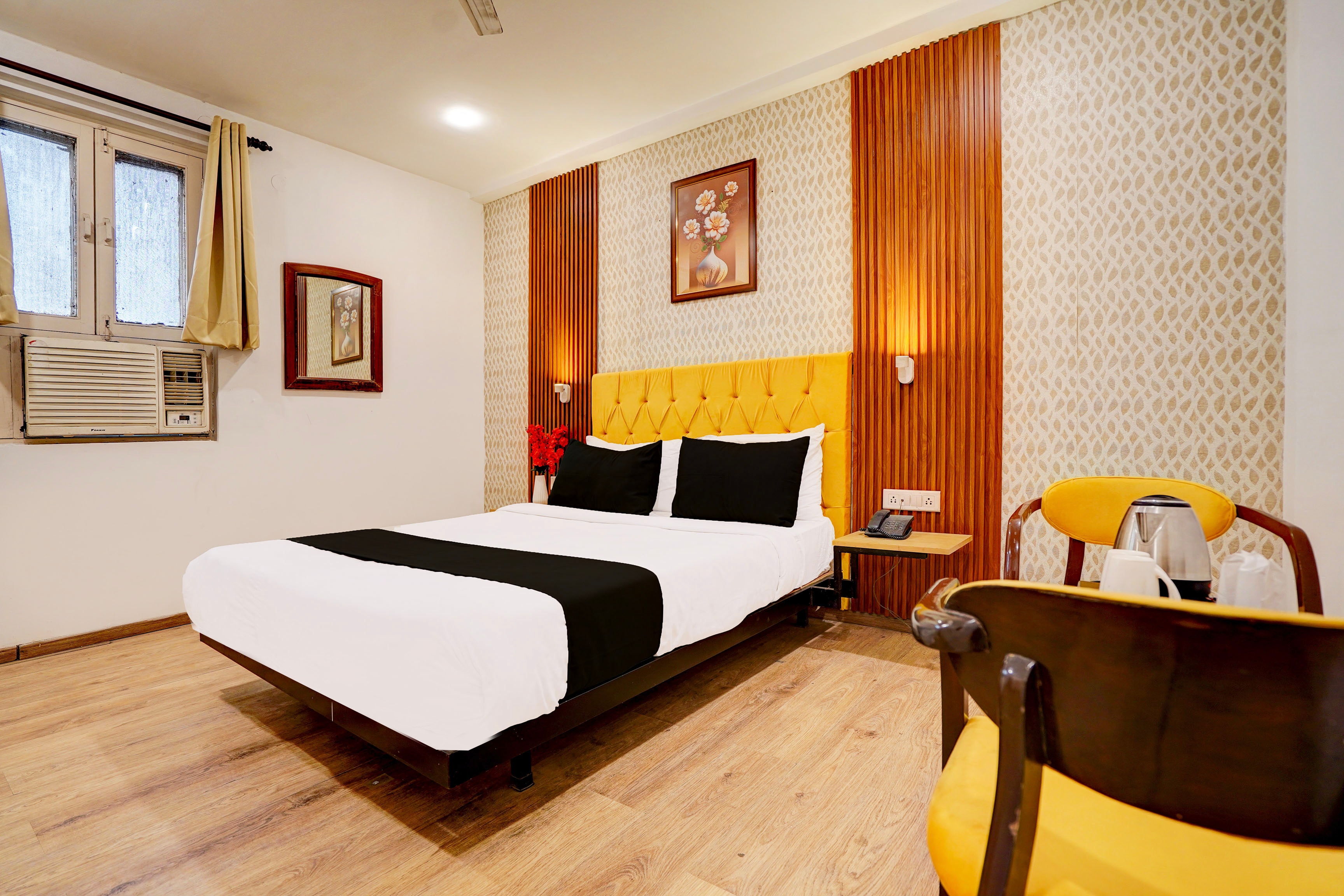 townhouse jageer palace near mayapuri chowk