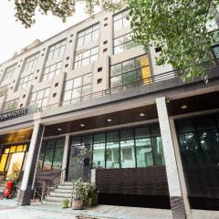 townhouse jageer palace near mayapuri chowk