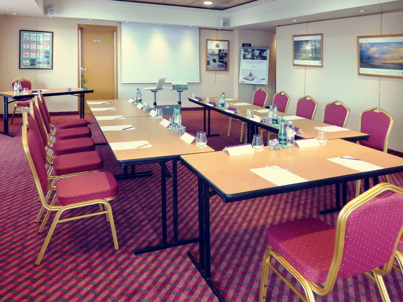 mercure abbeville centre porte de la baie de somme