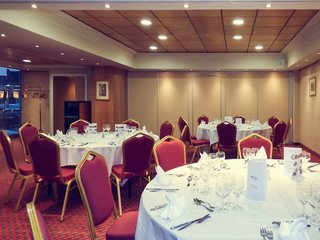 mercure abbeville centre porte de la baie de somme