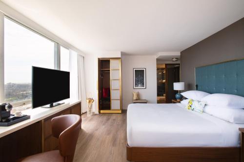 Le Méridien Essex Chicago,Grant Park>>Chicago,4 star