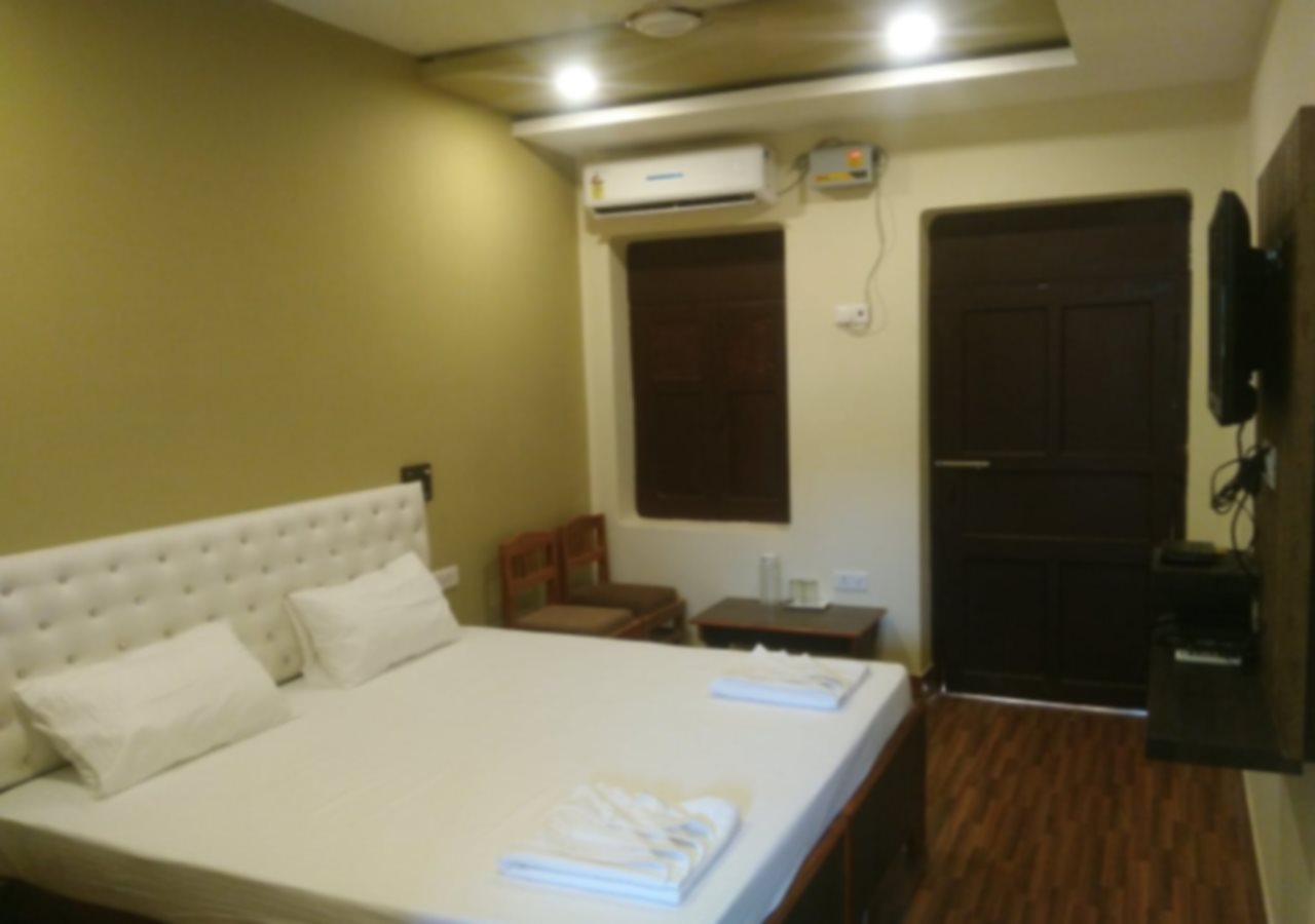 hotel gokul grand