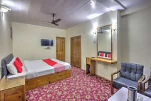 capital o 19499 shishamaati