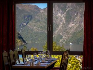 havila hotel geiranger
