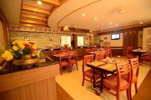 Vaccinated Staff- Capital O 37664 Hotel Grand Plaza,Gopalapuram>>Coimbatore,0 star