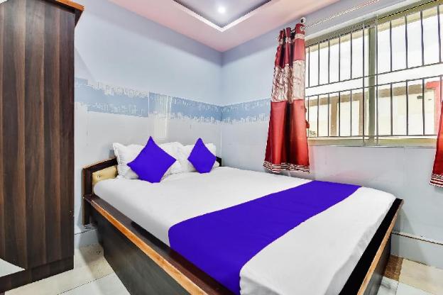 spot on gayatri comforts